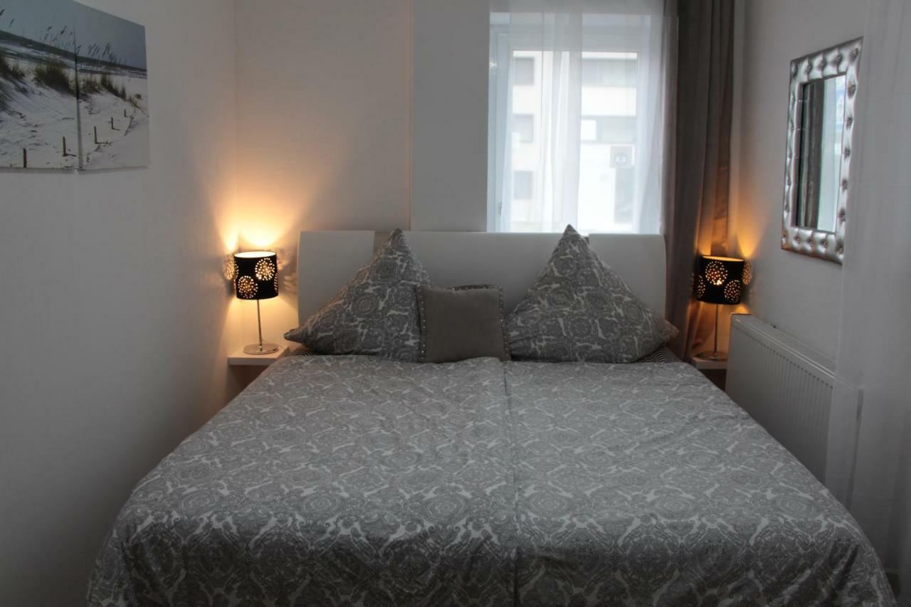 Modernes Und Gemuetliches Appartment Mit Terrasse, Stadtnah Ravensburg Eksteriør bilde